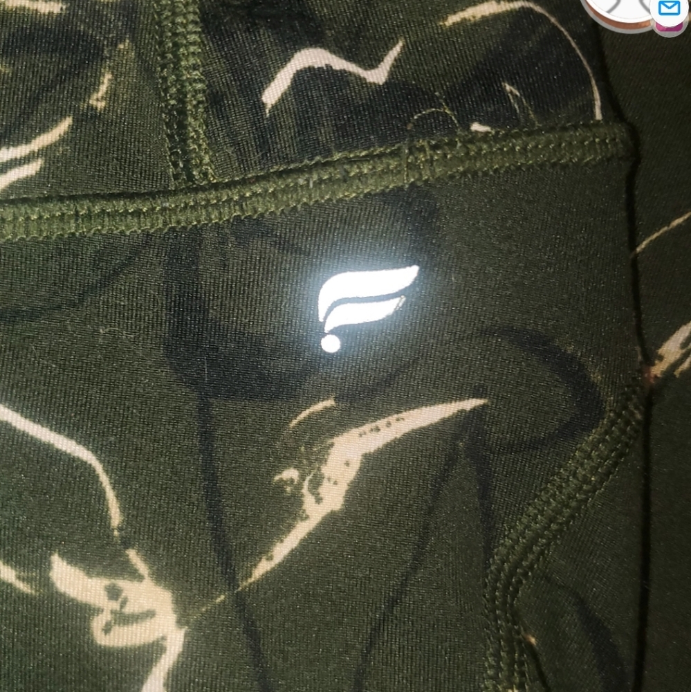 Fabletics leggings - Picture 5 of 5